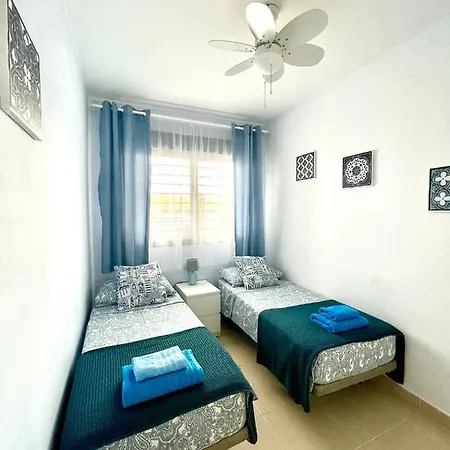 Feliz Casa El Pinar Apartment *